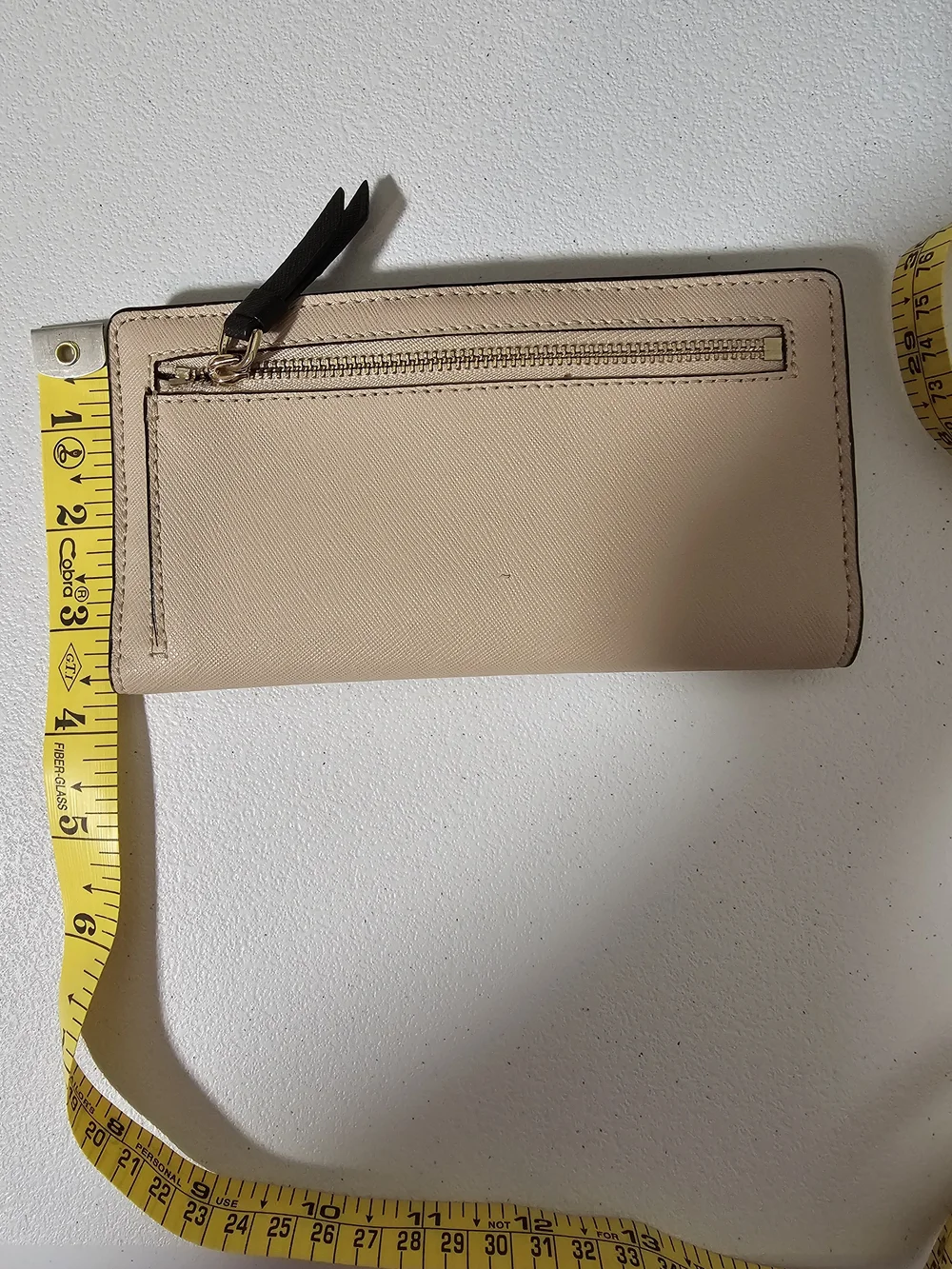Kate Spade New York Women’s Black Beige Colorblock Bifold Wallet, Zip Coin